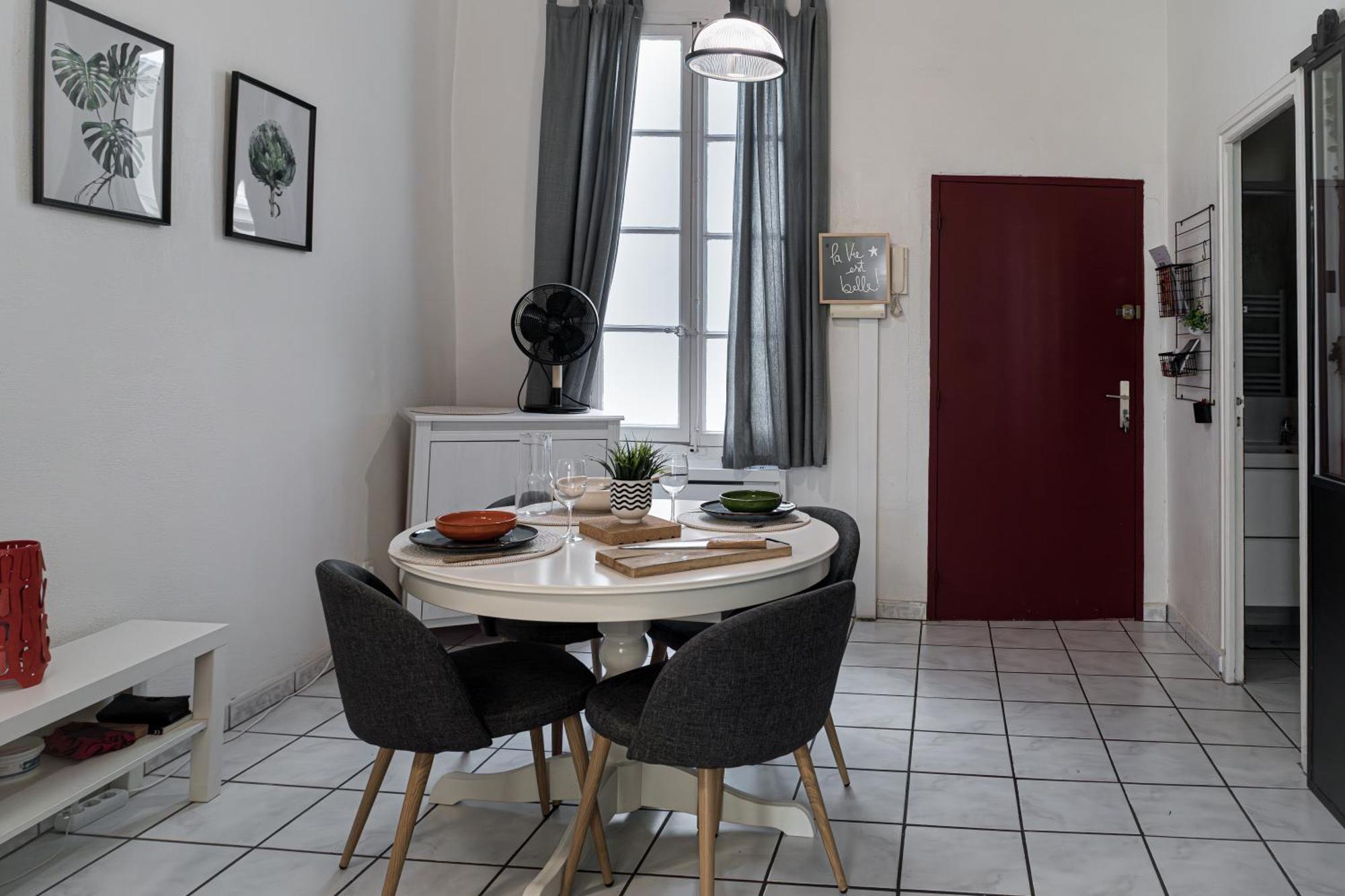 Le Temps D'Eugene Centre Historique Apartment Narbonne Bagian luar foto