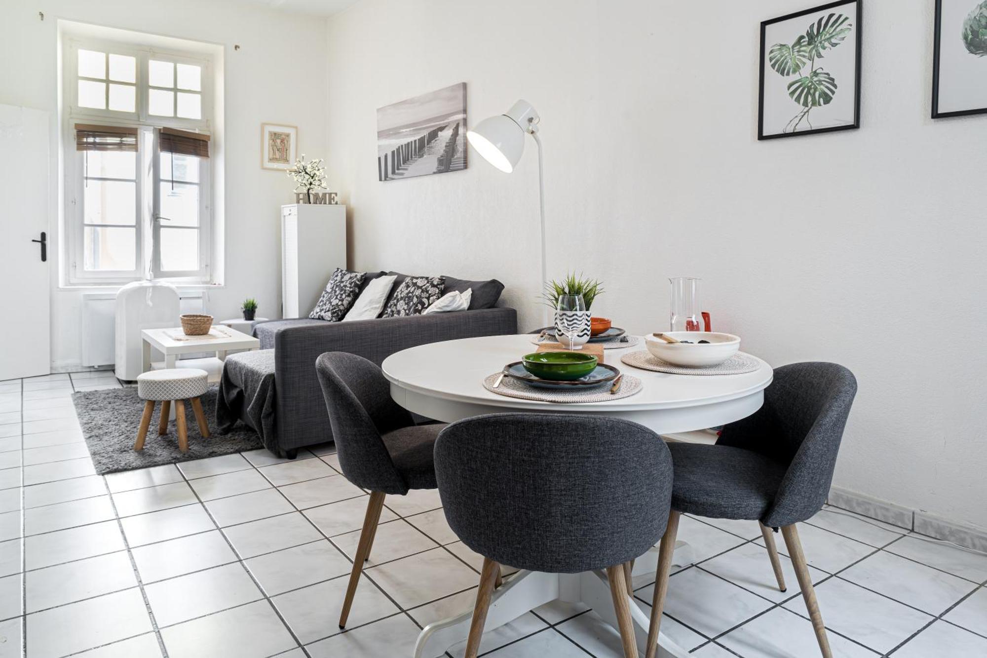 Le Temps D'Eugene Centre Historique Apartment Narbonne Bagian luar foto
